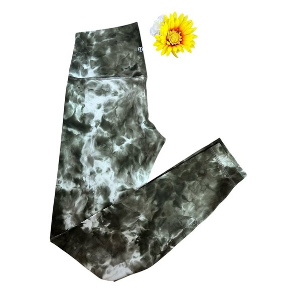 Lululemon Women  Align Pant  *Diamond Dye Light Sage Army Green  Olive Size 8 - Picture 3 of 9